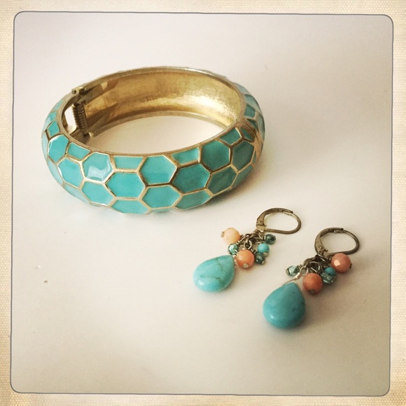 Turquoise Bracelet with Turquoise Earrings