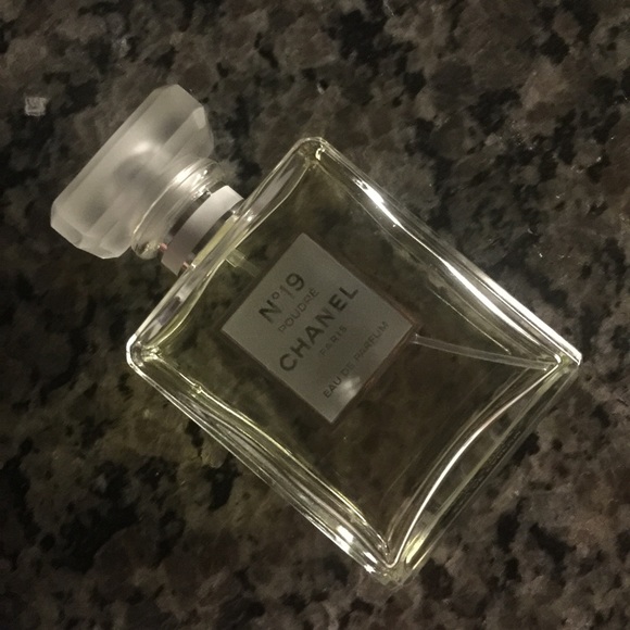 Chanel perfume