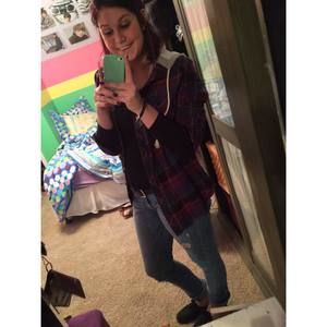 Meet your Posher, Alex