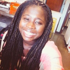 Meet your Posher, Alysha