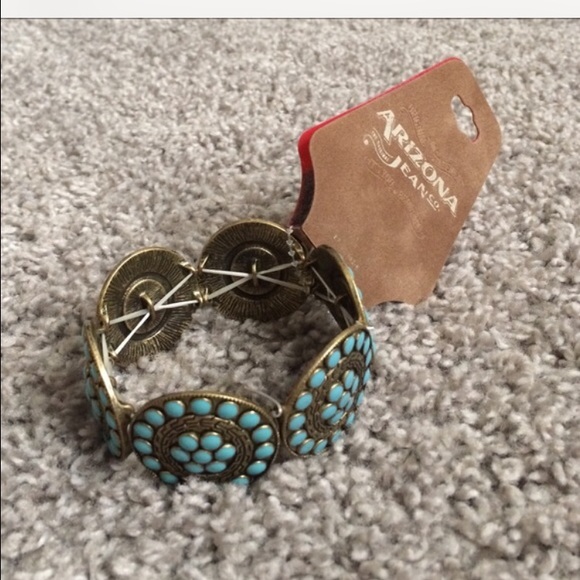 BRAND NEW NEVER WORN BRACELET