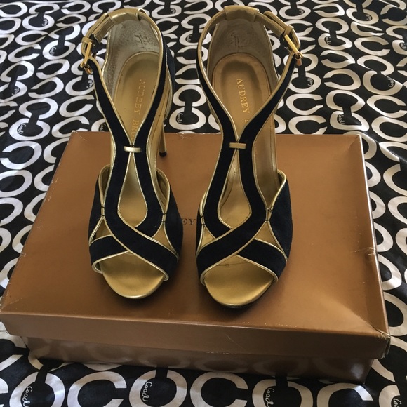 Size 7 - Audrey Brooke Suede Sandal Black/Gold