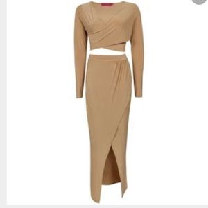 Caoimhe Wrap Front Maxi Co Ord Set
SIZE 6 CAMEL