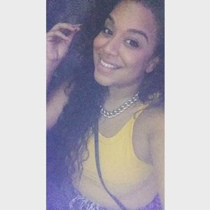 Meet your Posher, Esther