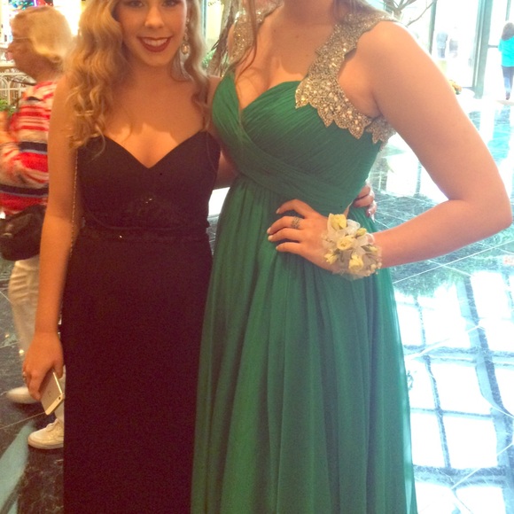 Floor Length Formal Gown/Prom Dress - Picture 1 of 4
