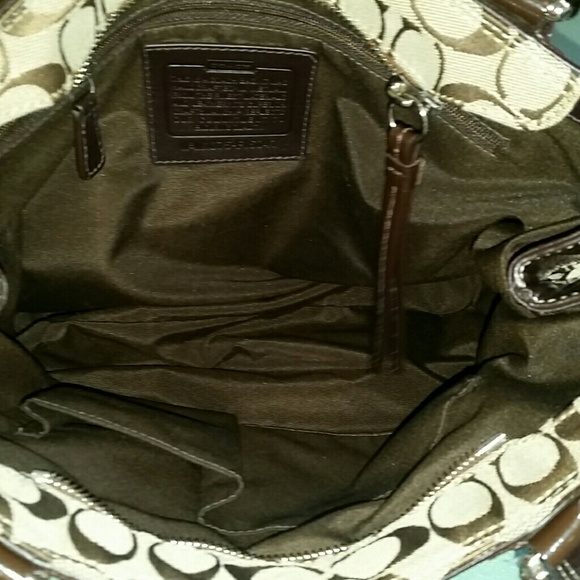 Coach Signature Tote in khaki - Picture 3 of 4