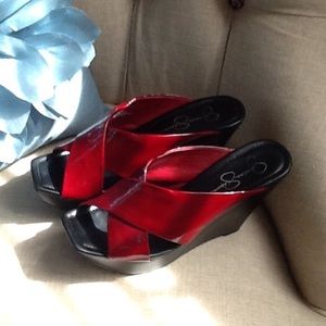 Red Patent leather wedges
