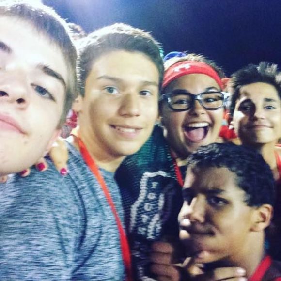 Meet your Posher, Ava - Picture 1 of 1