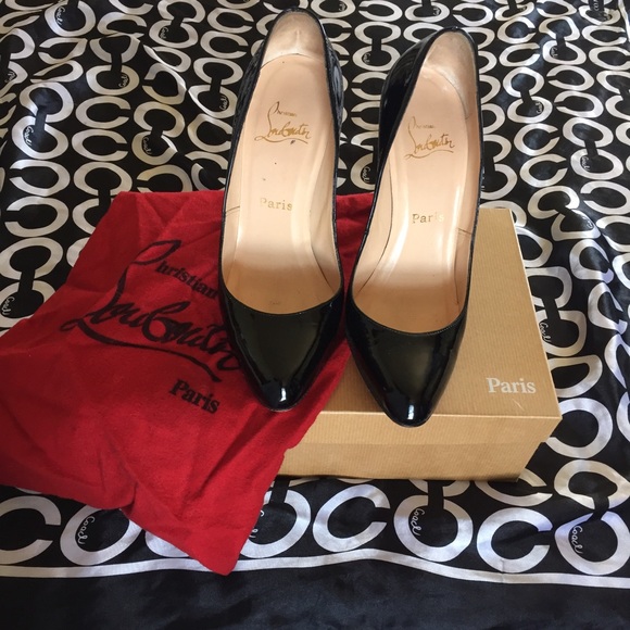 Christian Louboutin Decollete 868 Black Pumps