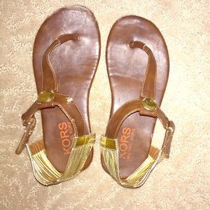 Michael kors sandels