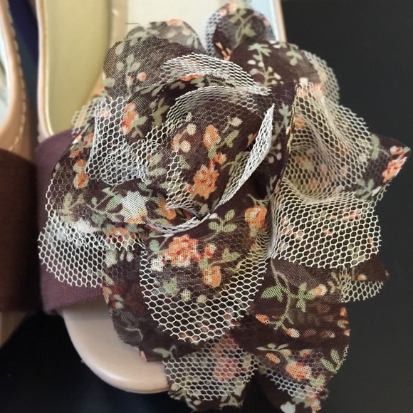 Girly peep toe pumps - Picture 3 of 4