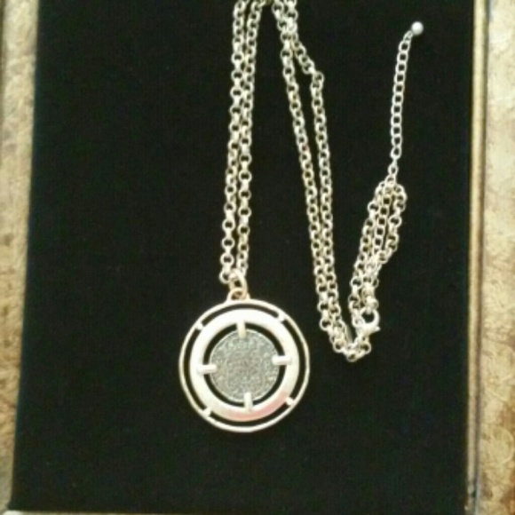 CHICO'S Necklace