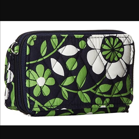 All In One Crossbody - Picture 2 of 4