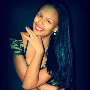 Meet your Posher, Carla