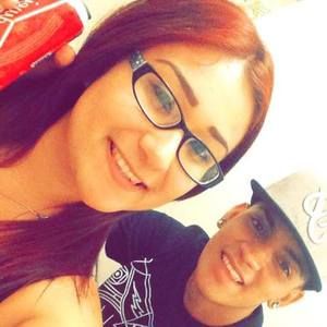 Meet your Posher, Carlos n leslie