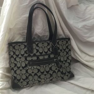 Coach signature C