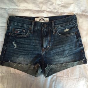 Hollister high waisted normal wash shorts
