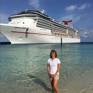 Meet your Posher, Angie