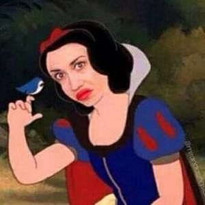 Meet your Posher, Loreena