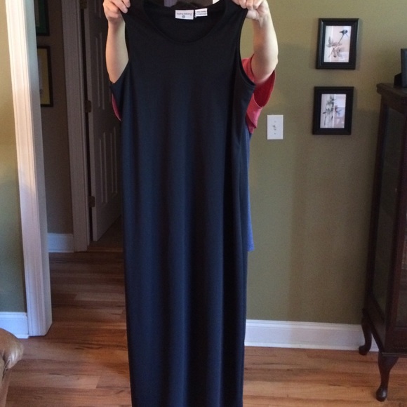 Black maxi dress