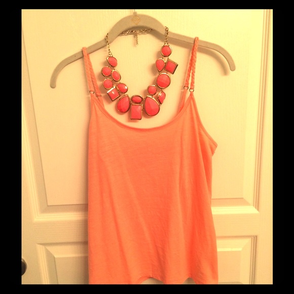 NWT coral tank top