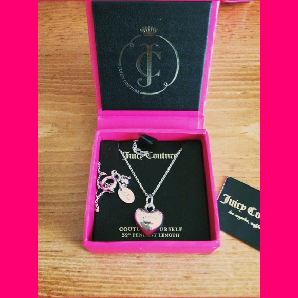 Silver necklace