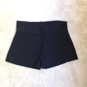 LuLuLemon black running shorts