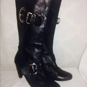 BCBG leather boots