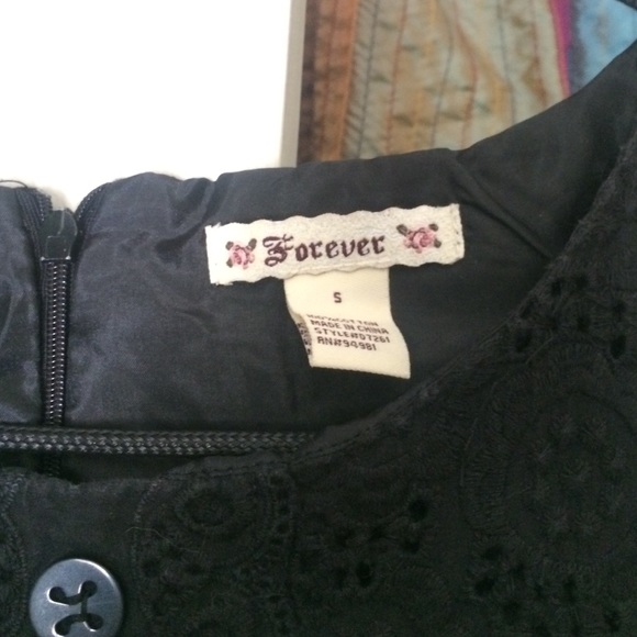 Forever 21 black lace vintage style dress size S - Picture 3 of 3