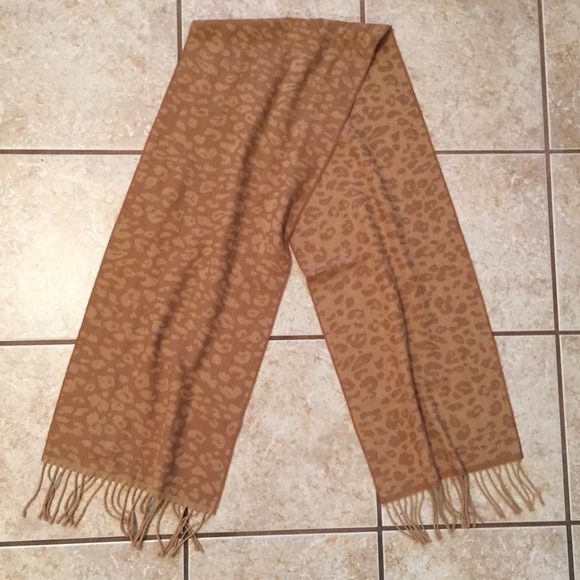 Brown leopard print scarf
