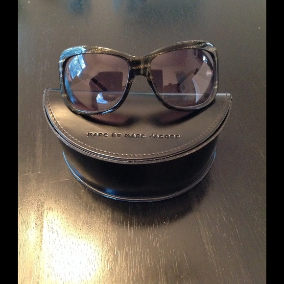 Marc Jacobs sunglasses - Picture 3 of 7