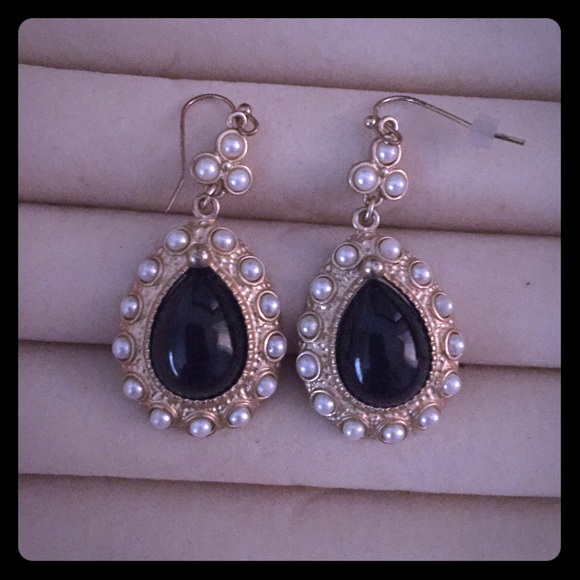 Black fancy earrings