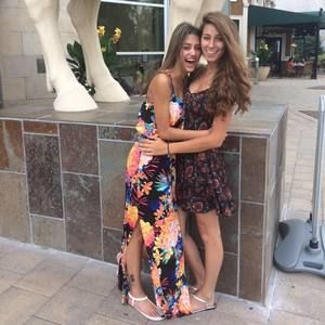 Meet your Posher, Alexis