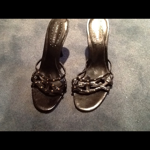 Nine West size 9 heels