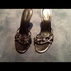 Nine West size 9 heels