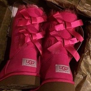 Pink uggs