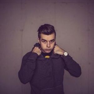 Meet your Posher, Jose