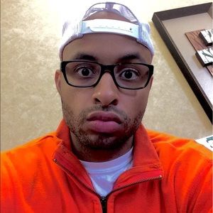 Meet your Posher, Markell