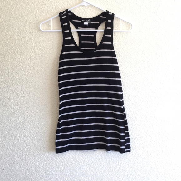 Tank top bundle - Picture 2 of 4