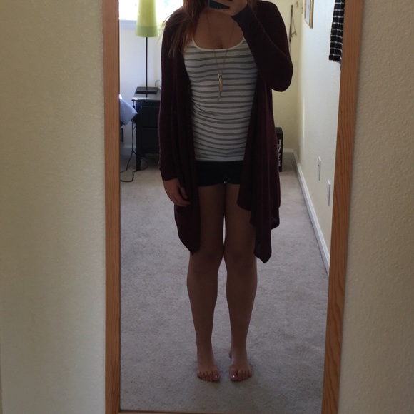 Tank top bundle - Picture 3 of 4