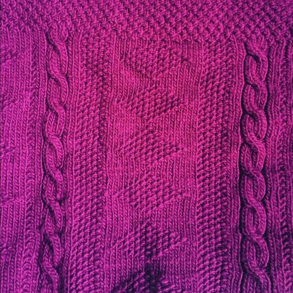 SOLD-UO Urban Renewal crop sweater - Picture 2 of 3