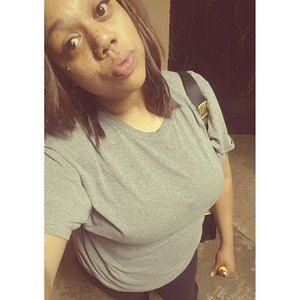 Meet your Posher, Whitney