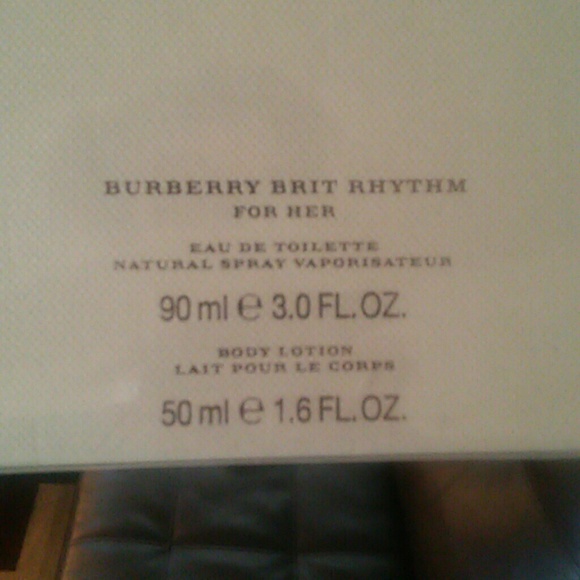 Burberry Brit Rhythm - Picture 3 of 3