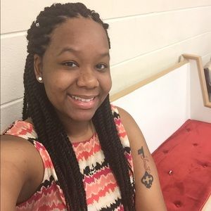 Meet your Posher, Logan