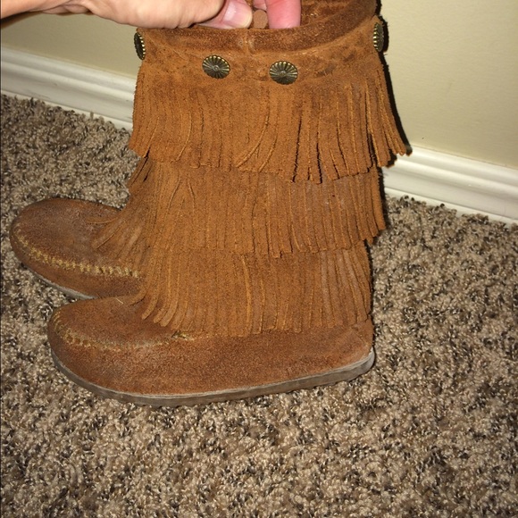 Minnetonka toddler girl size 10 boots!!