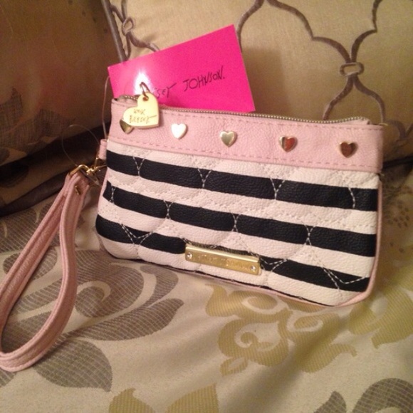 🎀🌹Betsey Johnson Bundled Goodies🌹🎀 - Picture 2 of 4