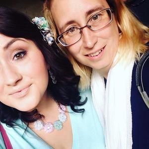 Meet your Posher, Candice