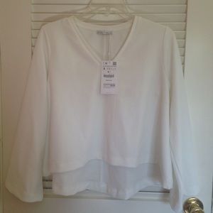 BRAND NEW Zara Trafaluc bell sleeve v neck shirt