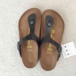 Birkenstock Gizeh size 37