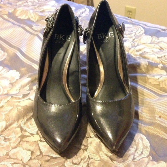 Edgy stilettos